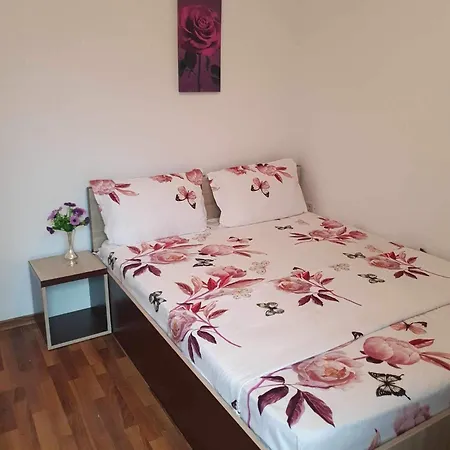 Konukevi Casa Sofia *